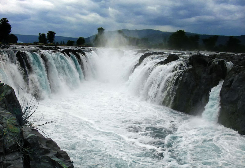 Yercaud - Hoganackal 3 Night 4 Days