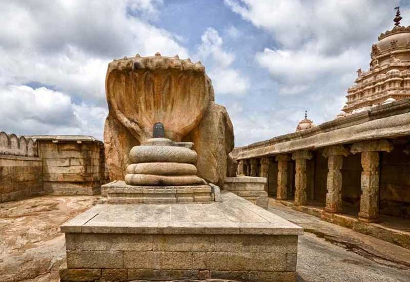 Lepakshi - Bangalore - Chithra Durga 3 Nights 4 Days