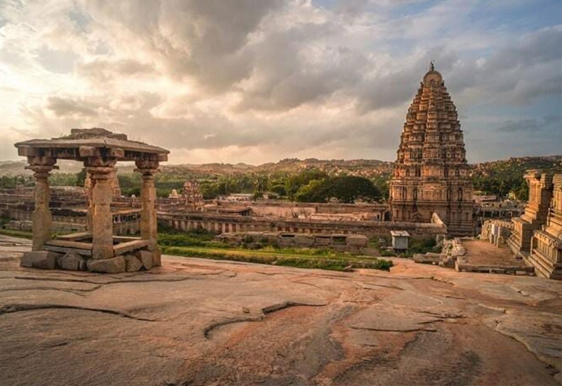 Hampi - Badami - Pattadakkal - Aihole 4 Night 5 Days
